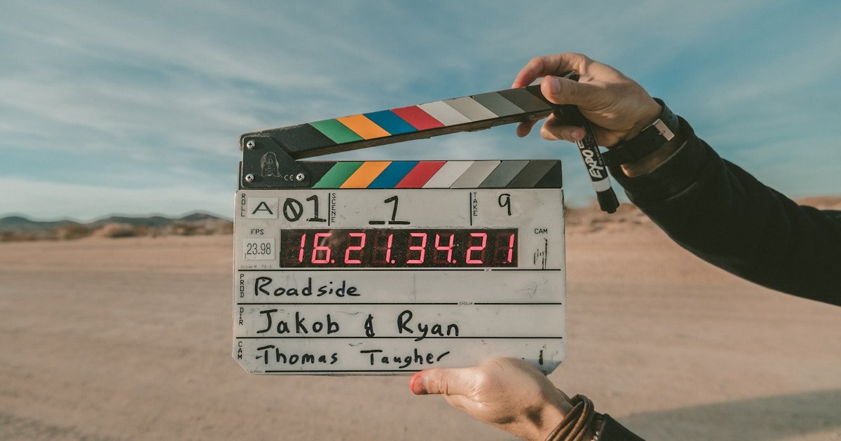 Merging and Joining Multiple Video Clips Online: Tips for Smooth Transitions
